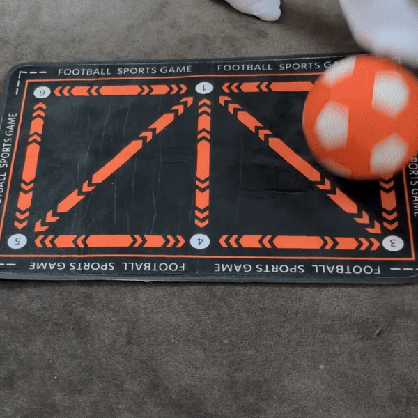 Kickzone™ Football Training Mat + FREE Training Program &amp; Football Socks